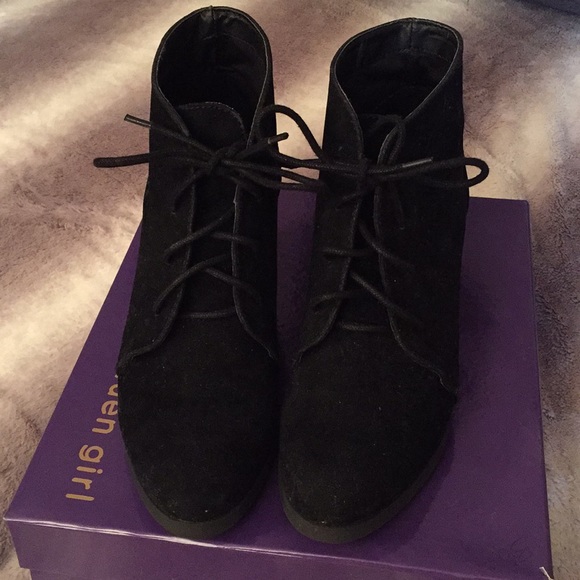 Madden Girl wedge booties - Picture 1 of 7